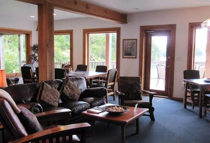 Aamiaismajoitus (B&B) Arbutus Cove Guesthouse