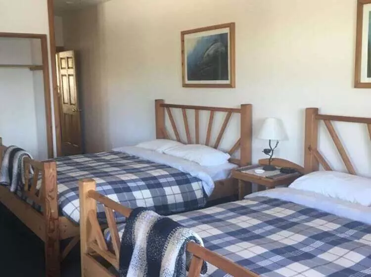 Aamiaismajoitus (B&B) Arbutus Cove Guesthouse