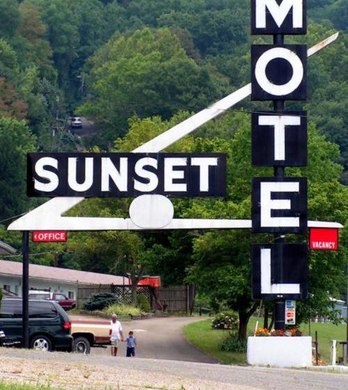 Sunset Motel