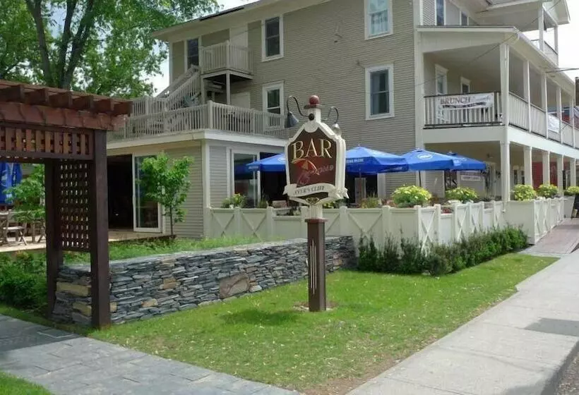 Auberge Ayer S Cliff