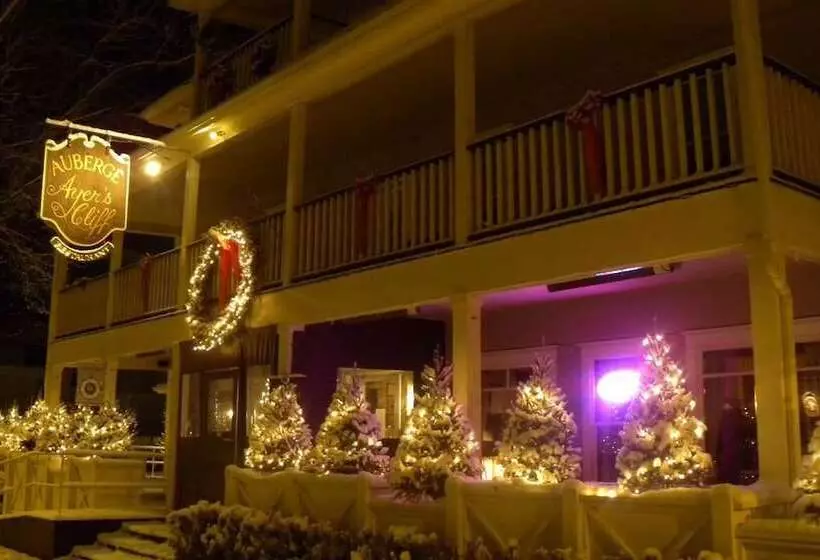 Auberge Ayer S Cliff
