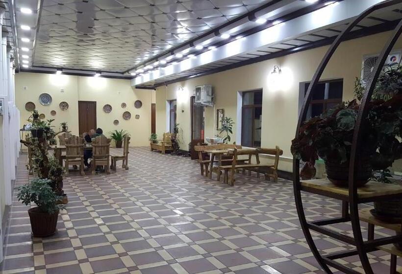 مسافرخانه Rohat