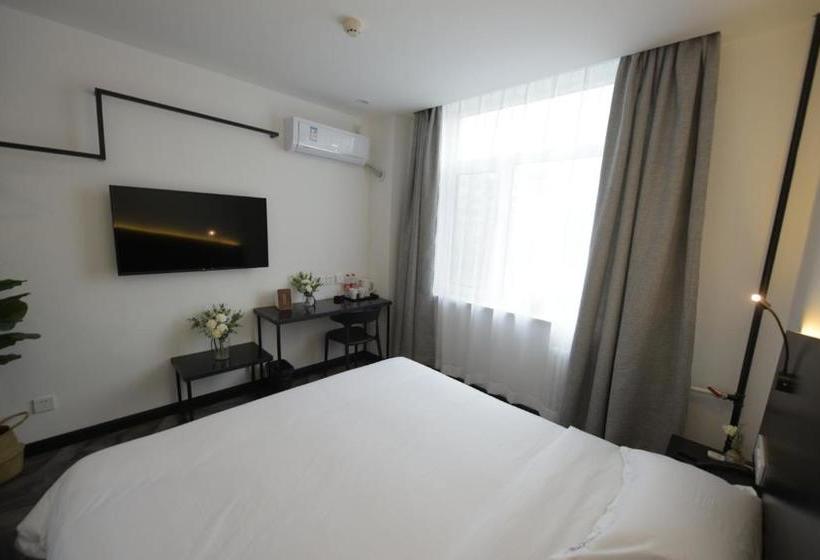 ホテル Ace  Selected Dalian