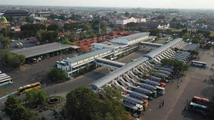 ホテル Cahaya 3 Airport Juanda Surabaya
