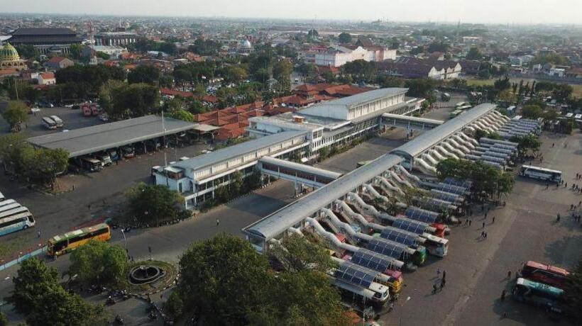 هتل Cahaya 3 Airport Juanda Surabaya