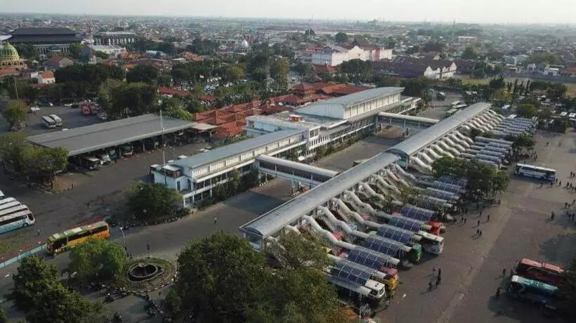ホテル Cahaya 3 Airport Juanda Surabaya