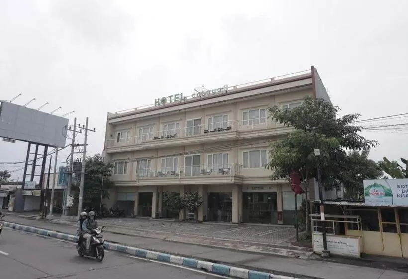 ホテル Cahaya 3 Airport Juanda Surabaya