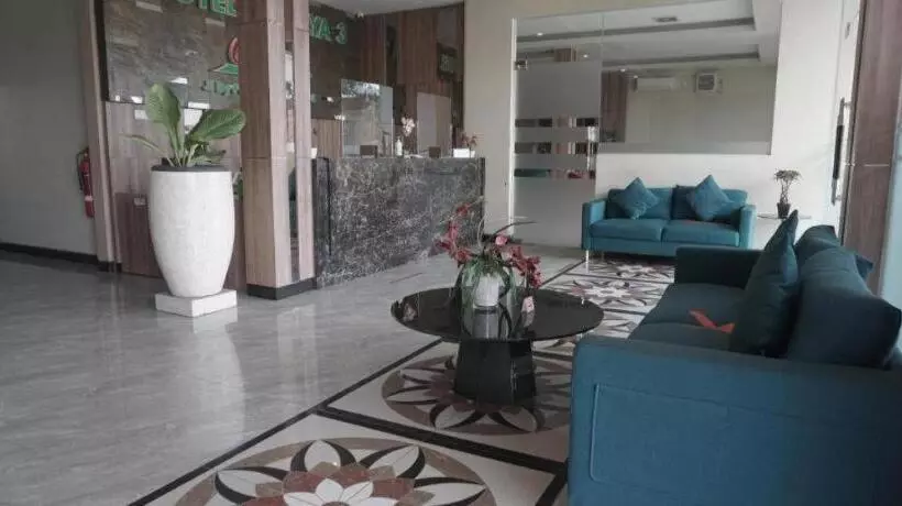 ホテル Cahaya 3 Airport Juanda Surabaya