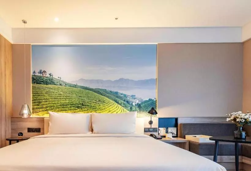 Atour Hotel Wuhan Tianhe Airport Tenglong Avenue Subway Station