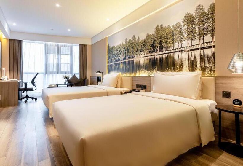 Atour Hotel Wuhan Tianhe Airport Tenglong Avenue Subway Station