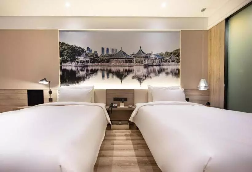 Atour Hotel Wuhan Tianhe Airport Tenglong Avenue Subway Station