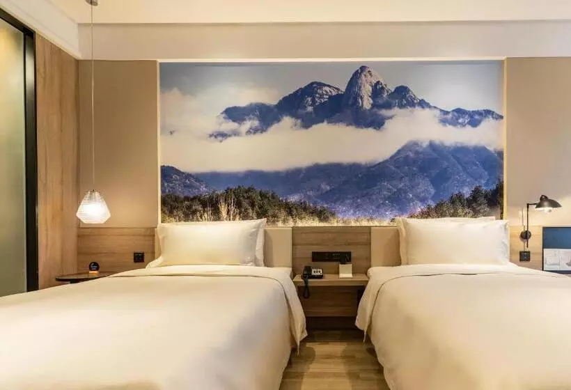 Atour Hotel Wuhan Tianhe Airport Tenglong Avenue Subway Station