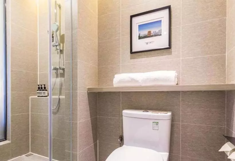 Atour Hotel Wuhan Tianhe Airport Tenglong Avenue Subway Station