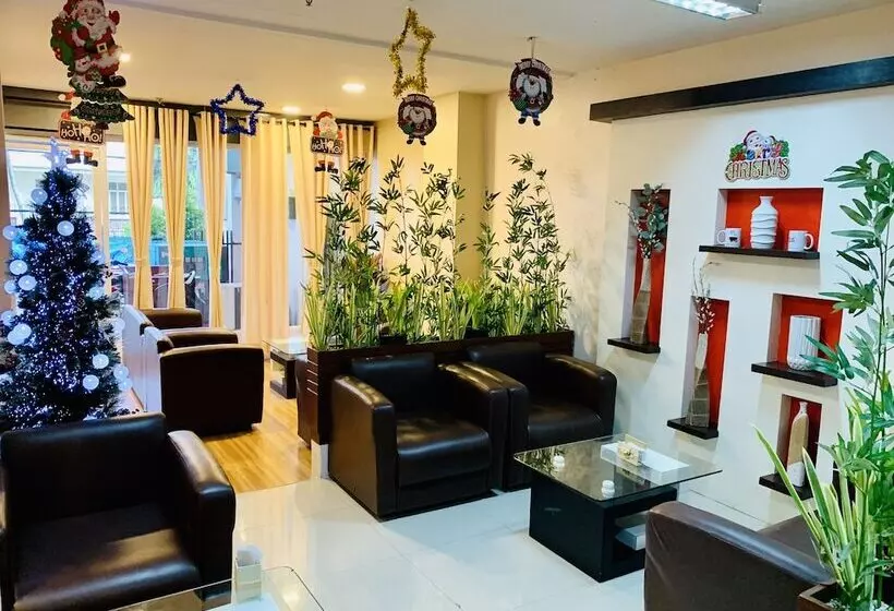 ホテル Davao Persimmon Suites
