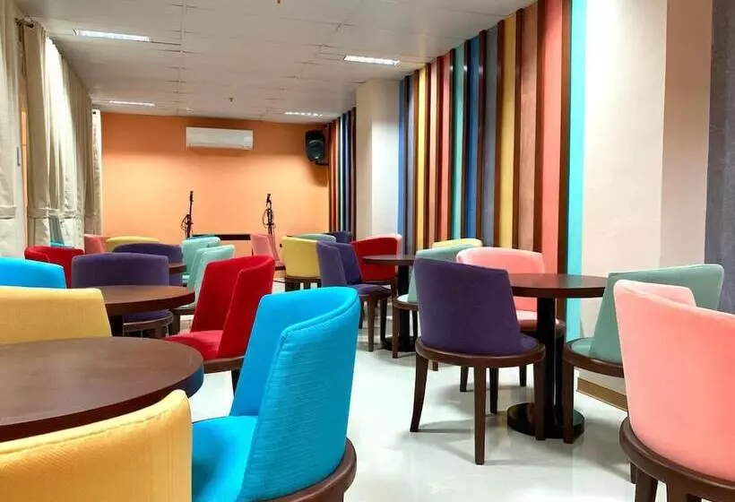 ホテル Davao Persimmon Suites