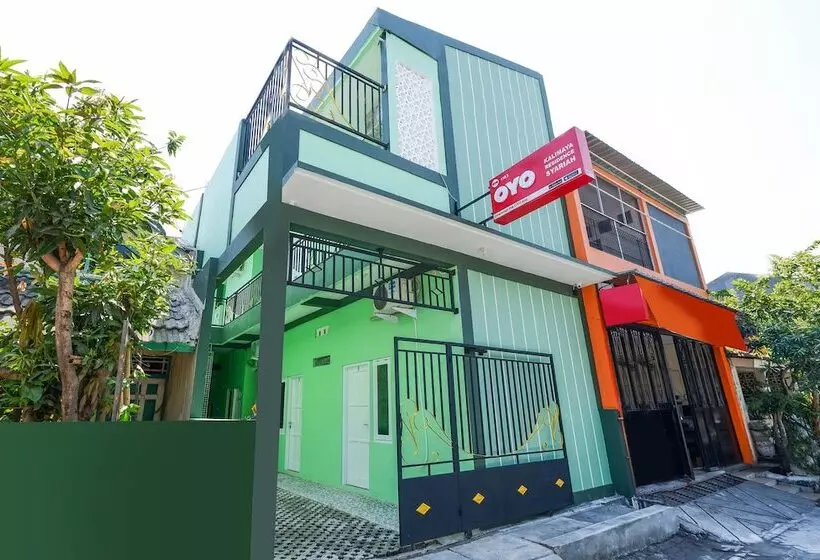 ホテル Oyo 1183 Kalimaya Residence Syariah