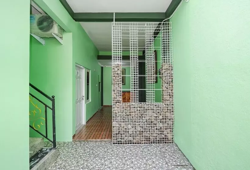 ホテル Oyo 1183 Kalimaya Residence Syariah