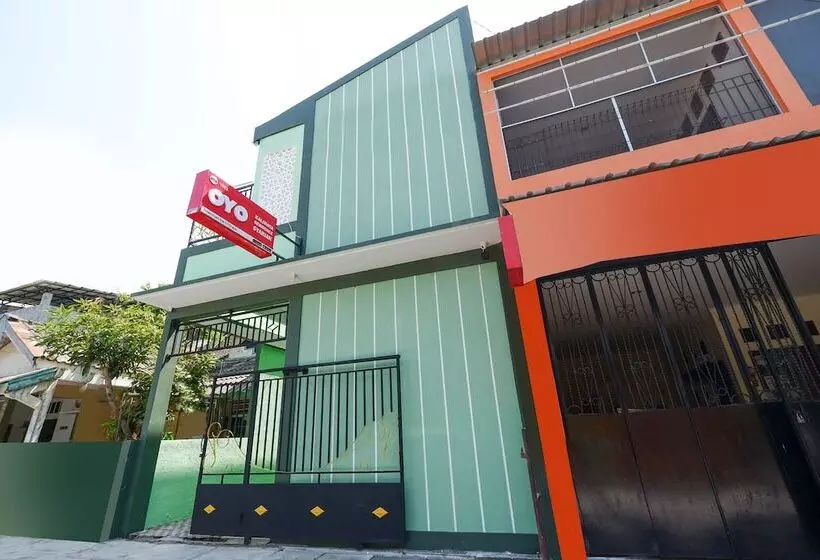 ホテル Oyo 1183 Kalimaya Residence Syariah