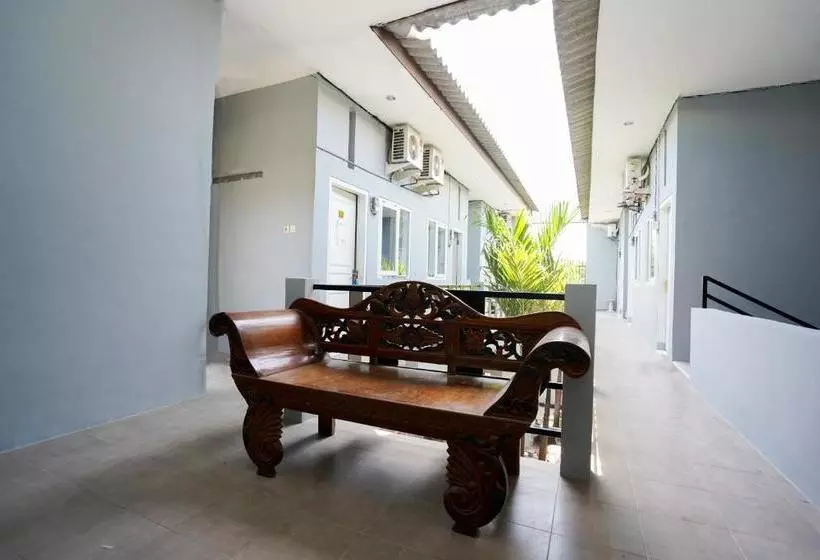 ホテル Oyo 1316 Mentari Family Residence