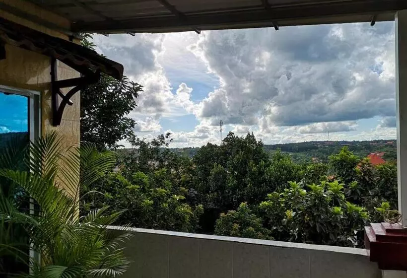 Hotelli Route 76 Guest House