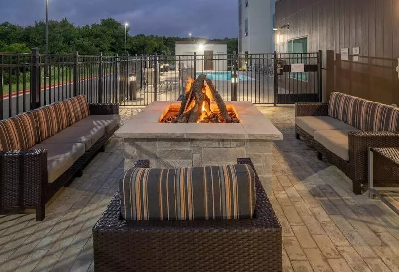 ホテル Towneplace Suites Austin South