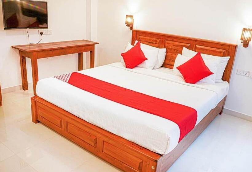 בית מלון כפרי White Camelot