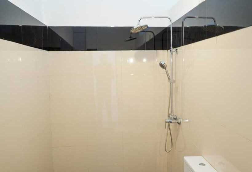 בית מלון כפרי White Camelot