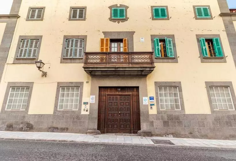 مسافرخانه Flatguest Roomtiques Private Rooms