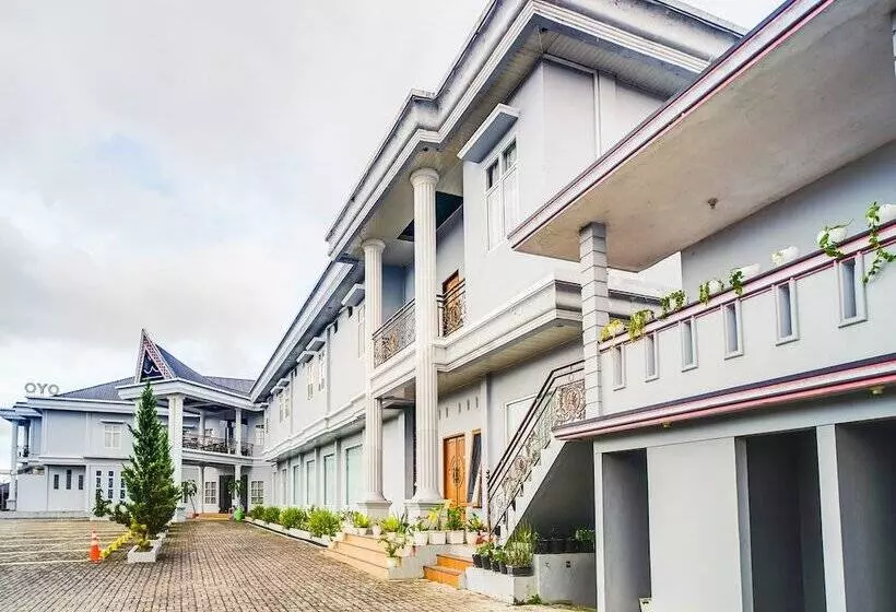 هتل Capital O 540 Esther