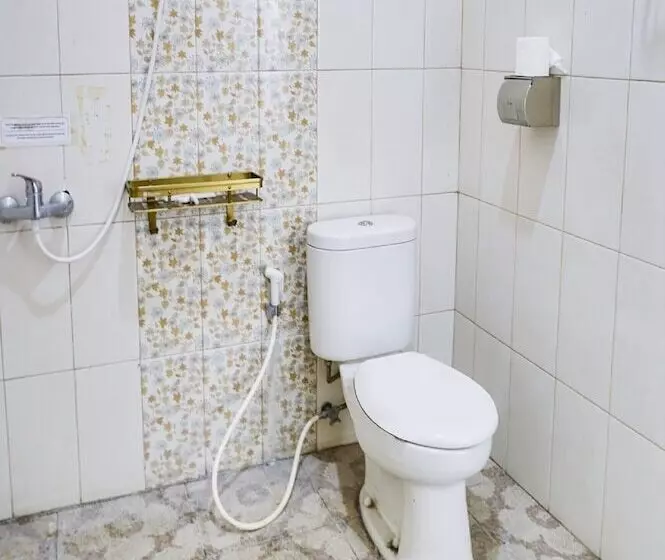 هتل Capital O 540 Esther