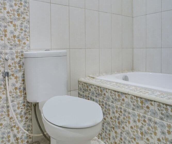 בית מלון כפרי Capital O 540 Esther