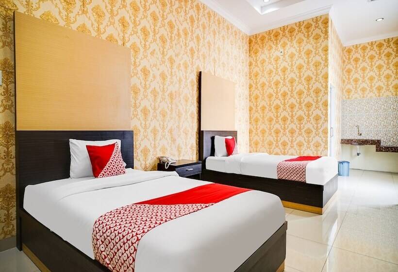 בית מלון כפרי Capital O 540 Esther