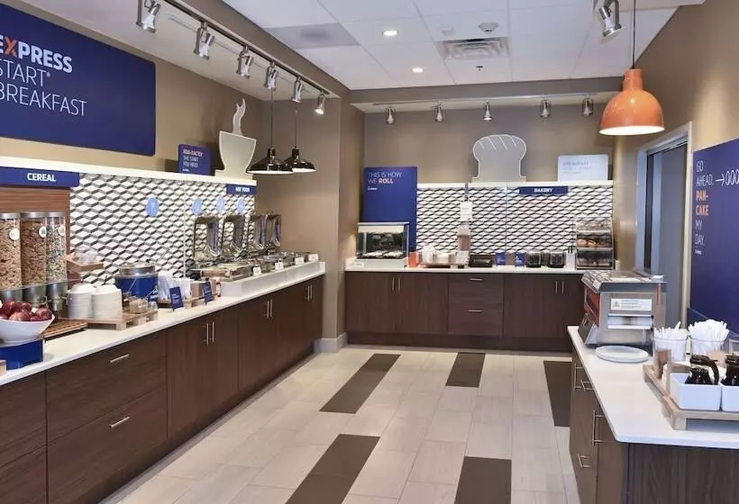 ホテル Holiday Inn Express & Suites   Madisonville, An Ihg