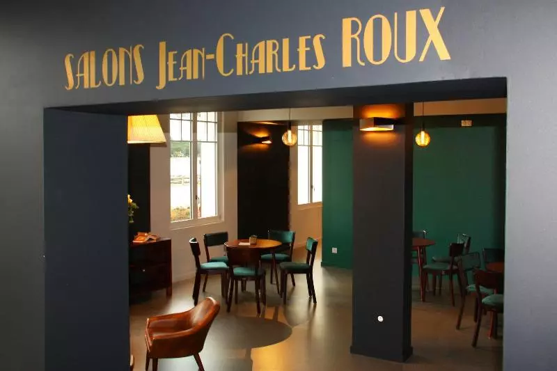 ホテル Hôtel Du Parc & Spa