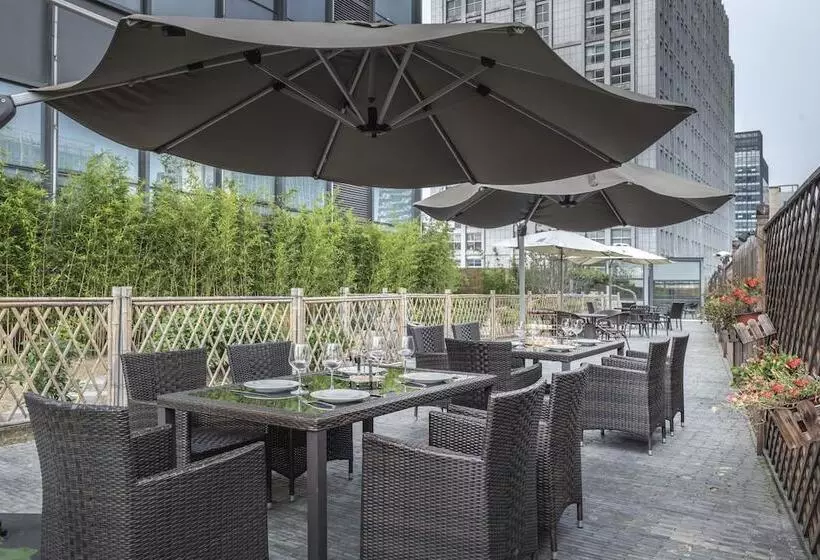 Hotelli Mehood Lestie