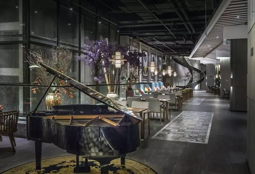 Hotelli Mehood Lestie