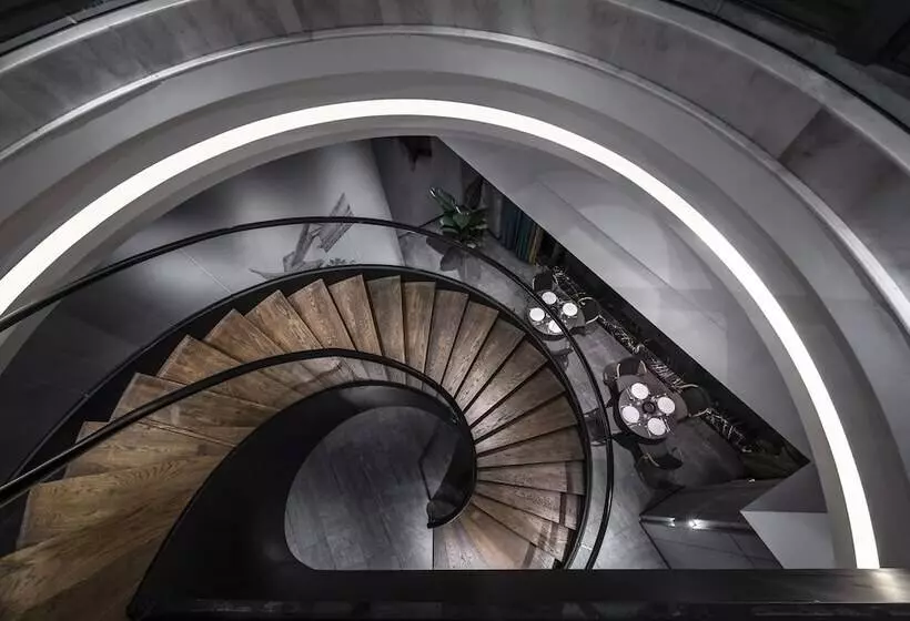 Hotelli Mehood Lestie