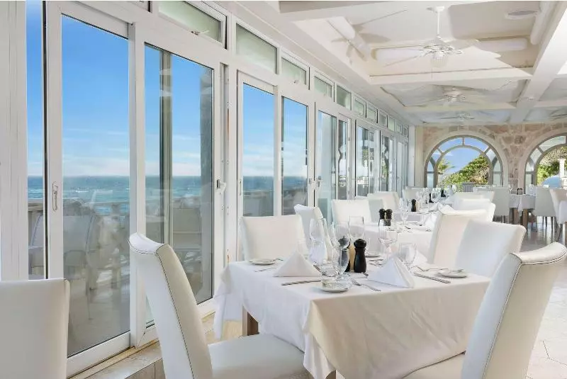 هتل The Crane Private Residences The Crane Resort