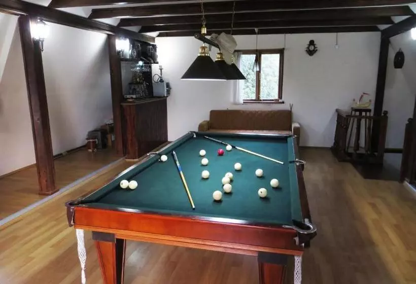 پانسیون Guesthouse Green Oasis