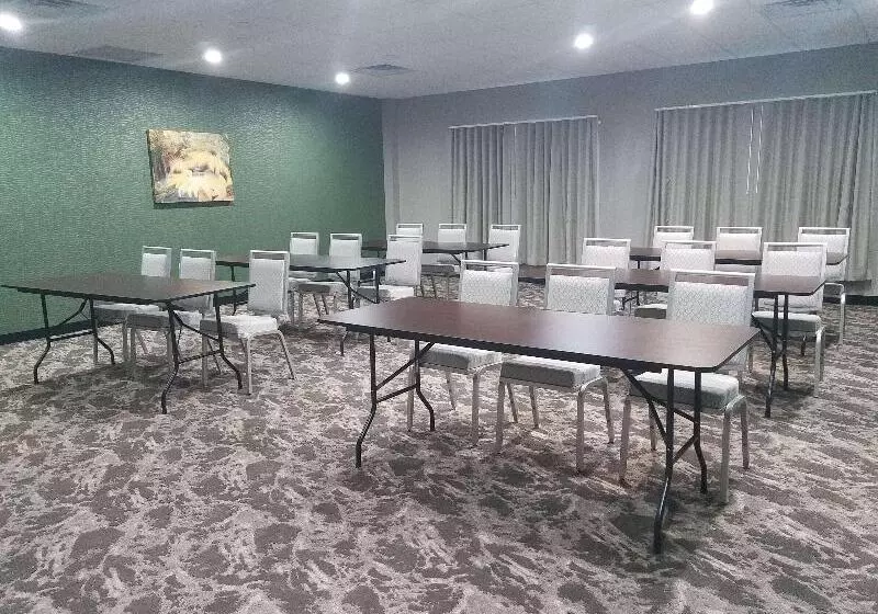 ホテル Best Western Plus Wayland