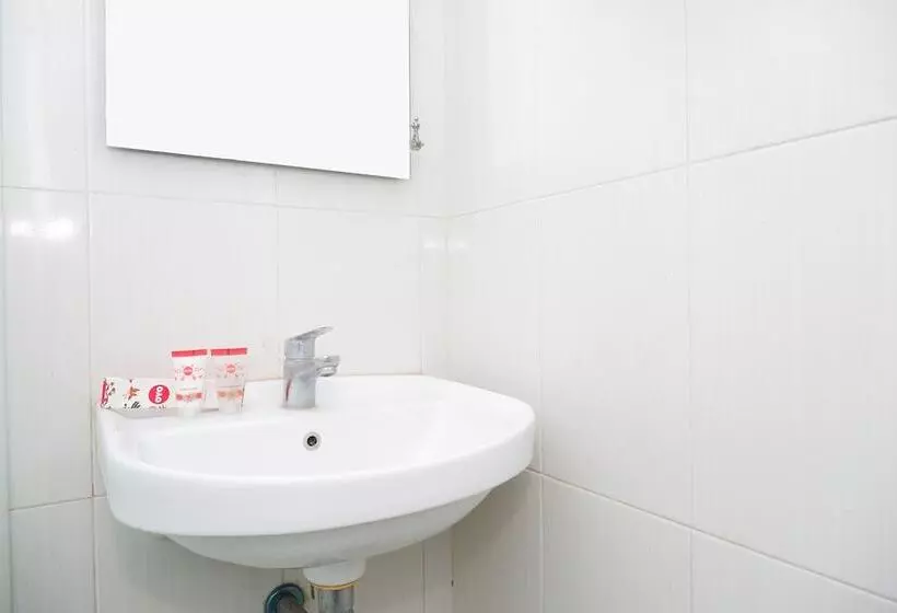 ホテル Executive Residence By Oyo Rooms