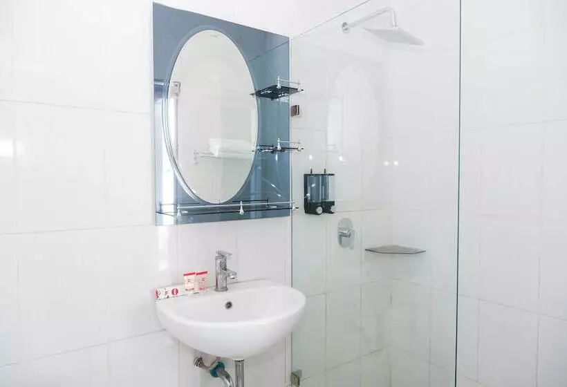 ホテル Executive Residence By Oyo Rooms