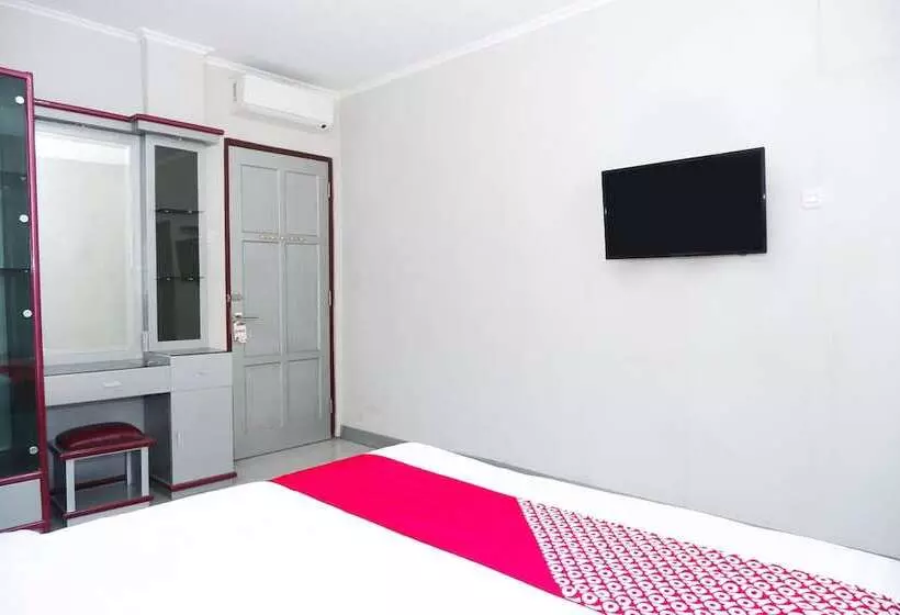 ホテル Executive Residence By Oyo Rooms