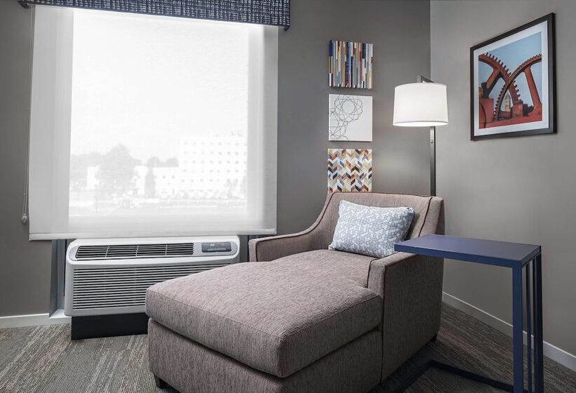 בית מלון כפרי Hampton Inn Boston Woburn