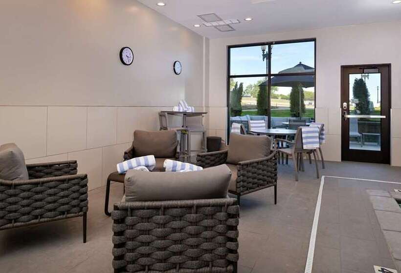 Szálloda Hampton Inn Cedar Falls Downtown