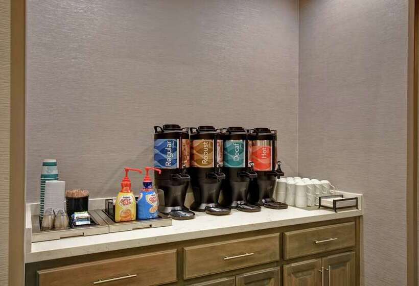 فندق Homewood Suites By Hilton Orange New Haven