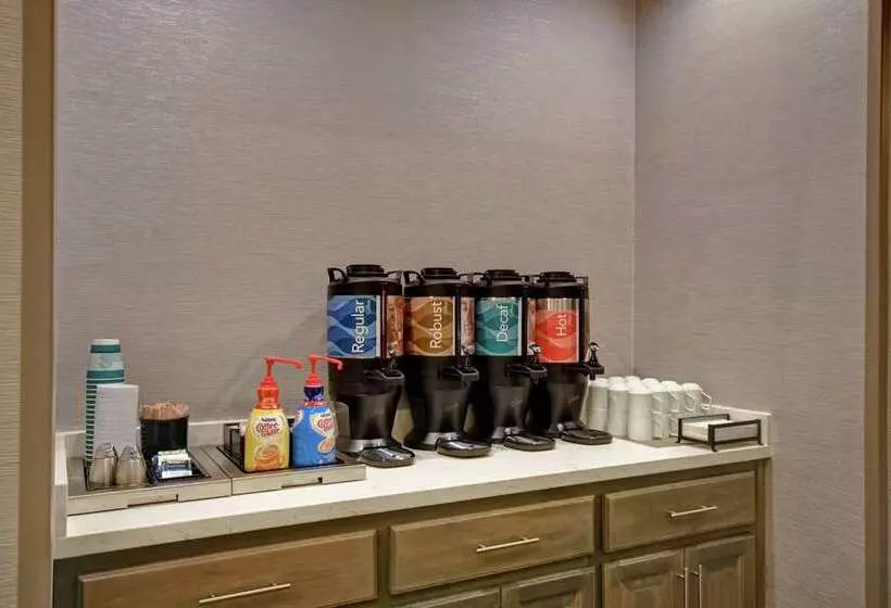 هتل Homewood Suites By Hilton Orange New Haven