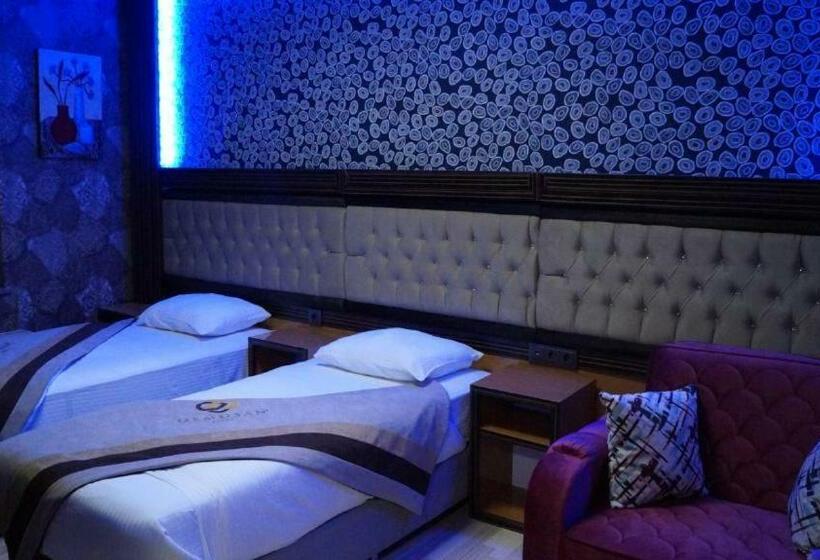 פנסיון Demosan Hotel Hilden