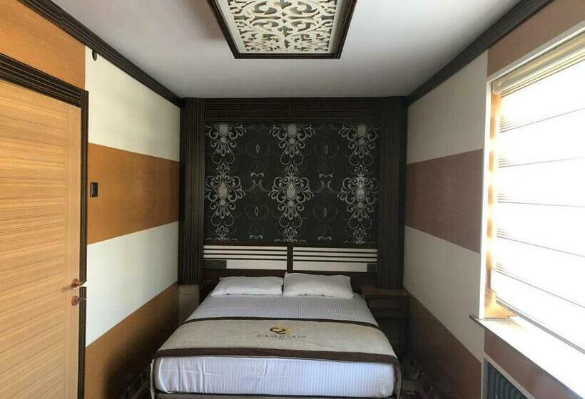 פנסיון Demosan Hotel Hilden