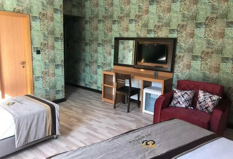 Majatalo Demosan Hotel Hilden